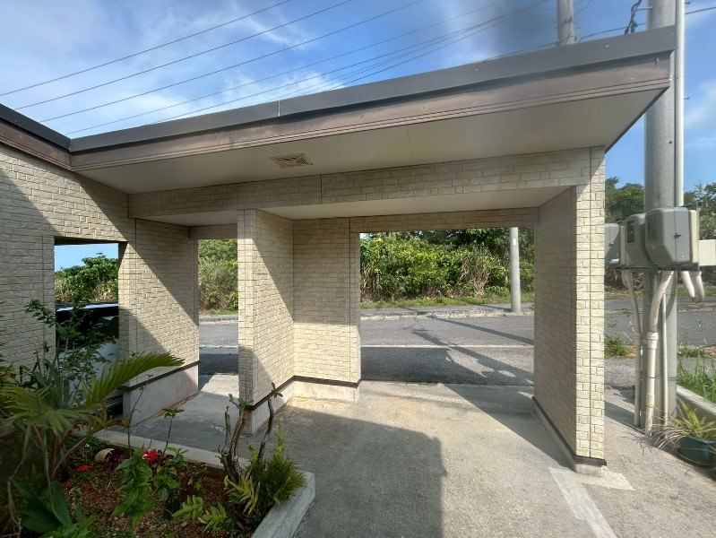 2LDK Single-Story House for Sale in Nakijin Village, Okinawa - Thumbnail 3
