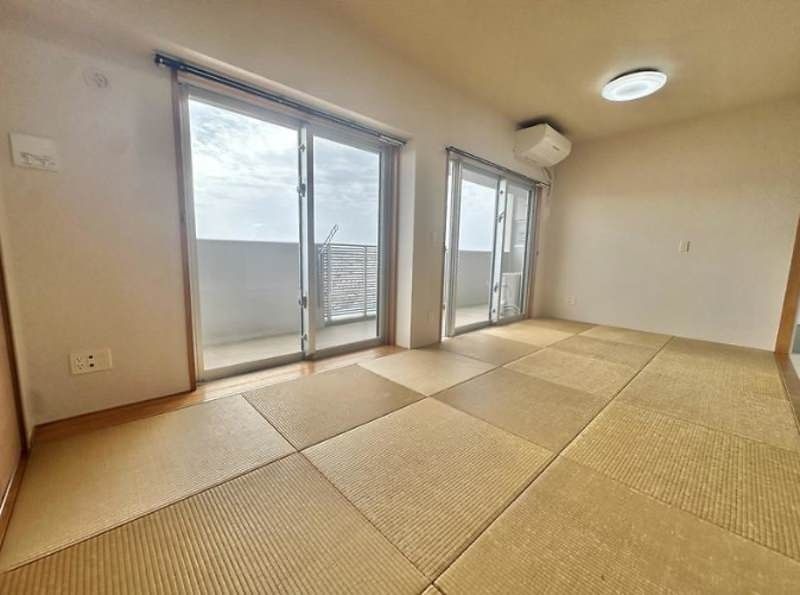 3LDK Apartment for Rent in Ginowan, Okinawa - Thumbnail 4