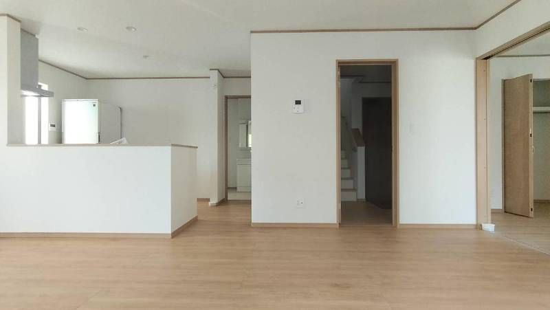 2022-Built 4LDK Detached House in Uruma City, Okinawa - Thumbnail 3