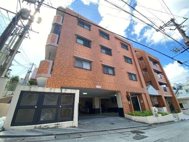 Renovated 1LDK Apartment in Lions Mansion Hanatagawa 2, Naha - Thumbnail 3