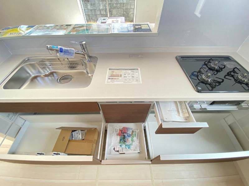 New 4LDK House in Uruma City, Okinawa - Thumbnail 2