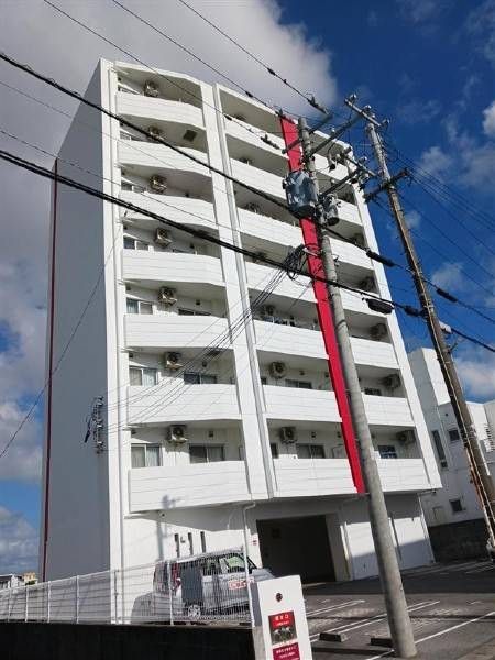 1LDK Apartment for Rent in Okinawa City, Okinawa - Thumbnail 3