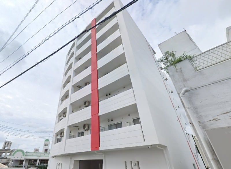 1LDK Apartment for Rent in Okinawa City, Okinawa - Thumbnail 2