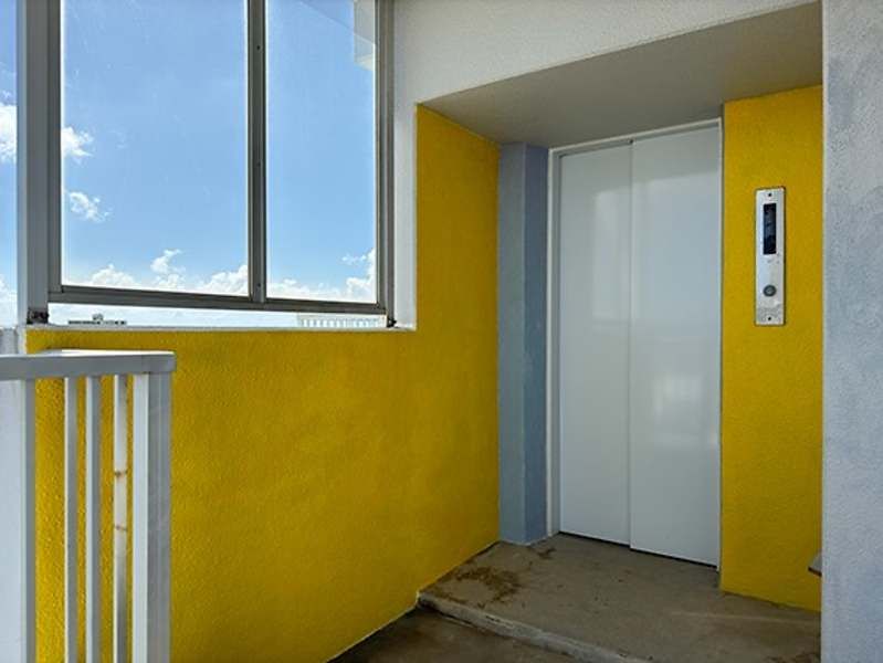 New Life Awase Niban-kan Penthouse with Ocean View in Okinawa City - Thumbnail 4