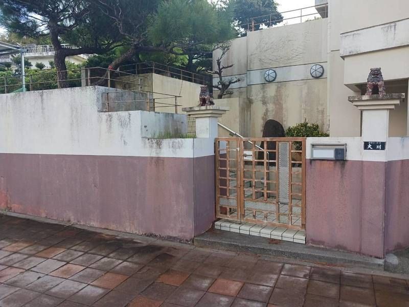 5LDK Detached House for Rent in Ginowan, Okinawa with Garden - Thumbnail 4