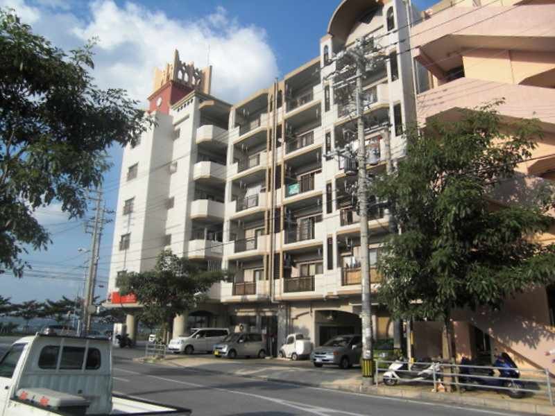 2DK Apartment for Rent in Ginowan City, Okinawa - ¥85,000 - Thumbnail 2