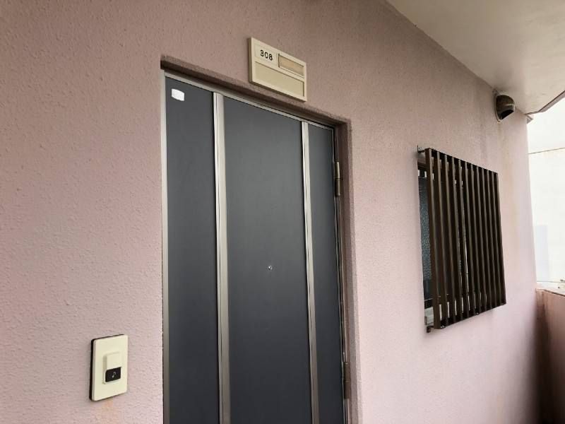2DK Apartment for Rent in Itoman, Okinawa - 45.36 sqm - Thumbnail 2