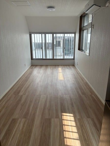 4LDK Detached House for Rent in Naha, Okinawa - Pet Friendly - Thumbnail 3