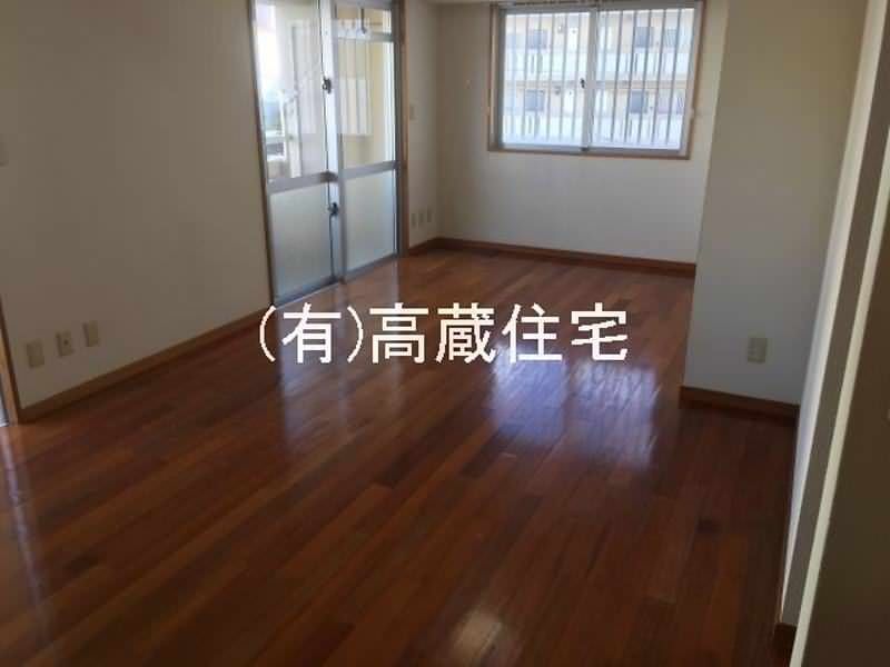 1LDK Rental Apartment in Naha Tenku, Okinawa - 65,000 Yen - Thumbnail 2