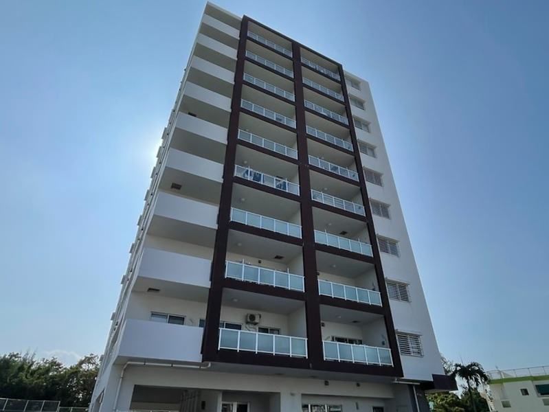 Renovated 2LDK Corner Apartment in Okinawa City's Premium Court Yogi - Thumbnail 4