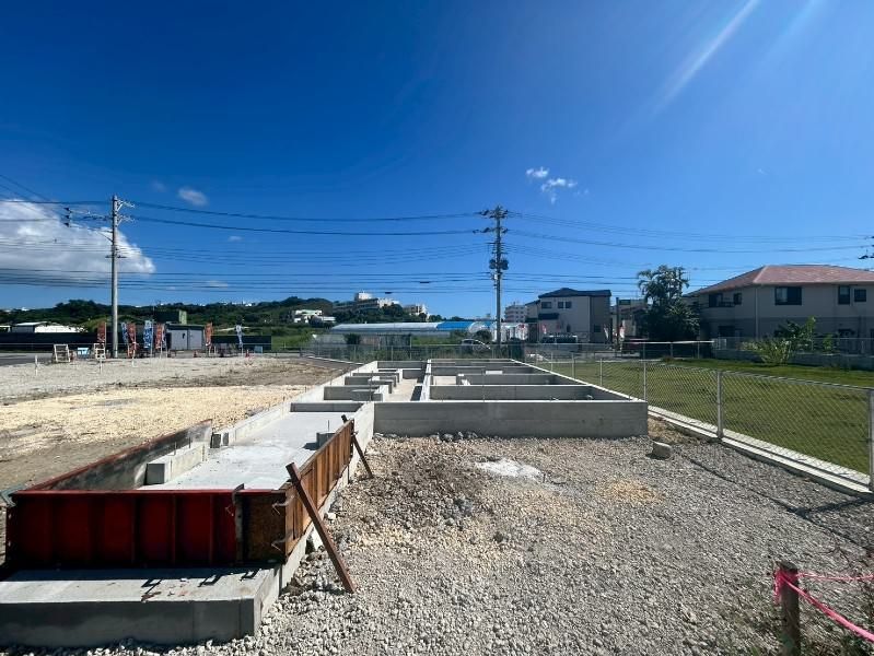 New 4LDK House in Tomigusuku, Okinawa with Large Pantry - Thumbnail 4
