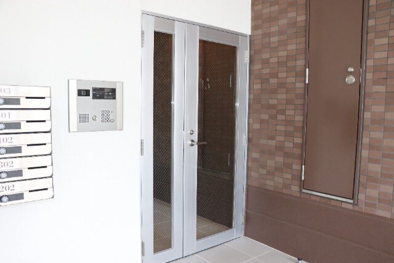 Shinei Mansion 1LDK for Rent in Naha, Okinawa - Thumbnail 3