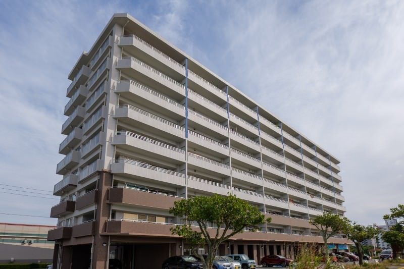 4LDK Apartment for Sale in Itoman, Okinawa with Ocean Views - Thumbnail 3