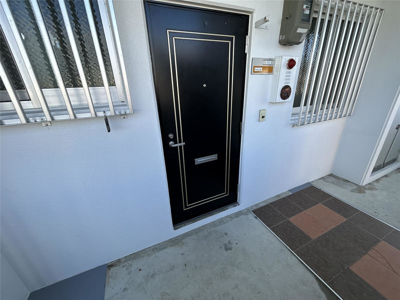 2DK Apartment for Rent in Tomigusuku Taira, Okinawa - Thumbnail 4