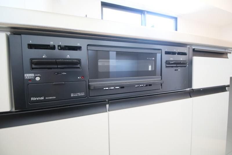 New 1LDK Apartment for Rent near Asato Station, Naha - Image 1