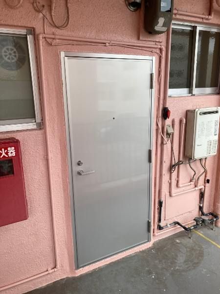 Renovated 1R Apartment for Rent in Itoman City, Okinawa - Thumbnail 2