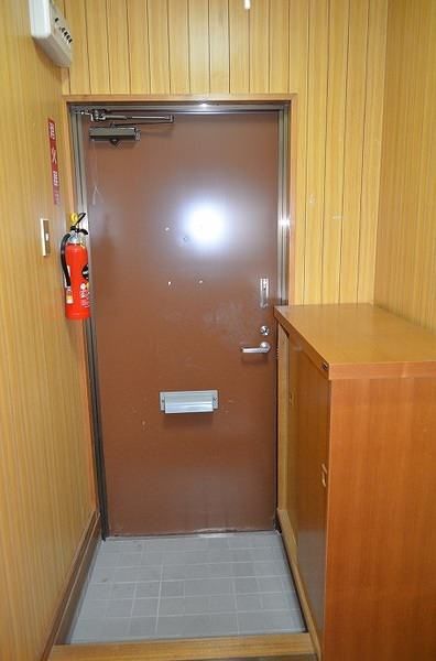 1K Apartment for Rent in Ginowan, Okinawa - 20.74 sqm - Thumbnail 2