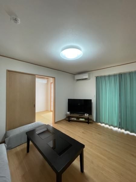 K House: 3LDK Investment Property in Uruma City, Okinawa - Thumbnail 3