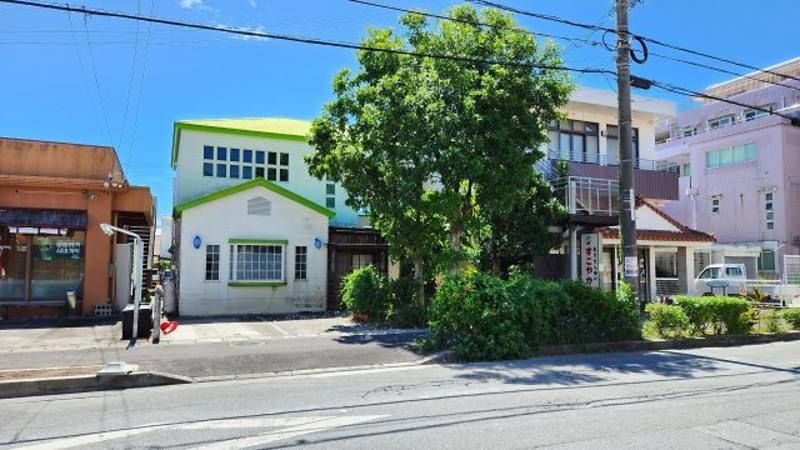 Shop with Residence for Sale on Awase Coast Road, Okinawa - Thumbnail 2