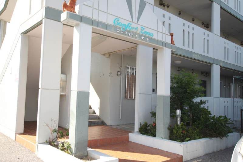 1LDK Apartment for Rent in Kanera, Tomigusuku, Okinawa - Thumbnail 2
