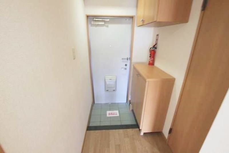 1LDK Apartment for Rent in Kanera, Tomigusuku, Okinawa - Thumbnail 4