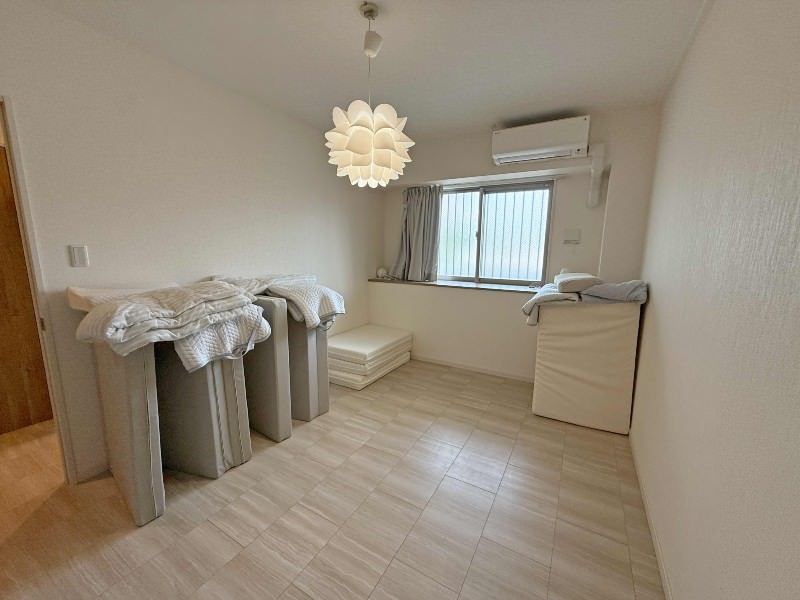 2LDK Apartment for Sale in Ishigaki, Okinawa - 71m² - Thumbnail 4