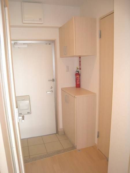 3LDK Apartment with Garden & 2 Free Parking in Itoman, Okinawa - Thumbnail 3