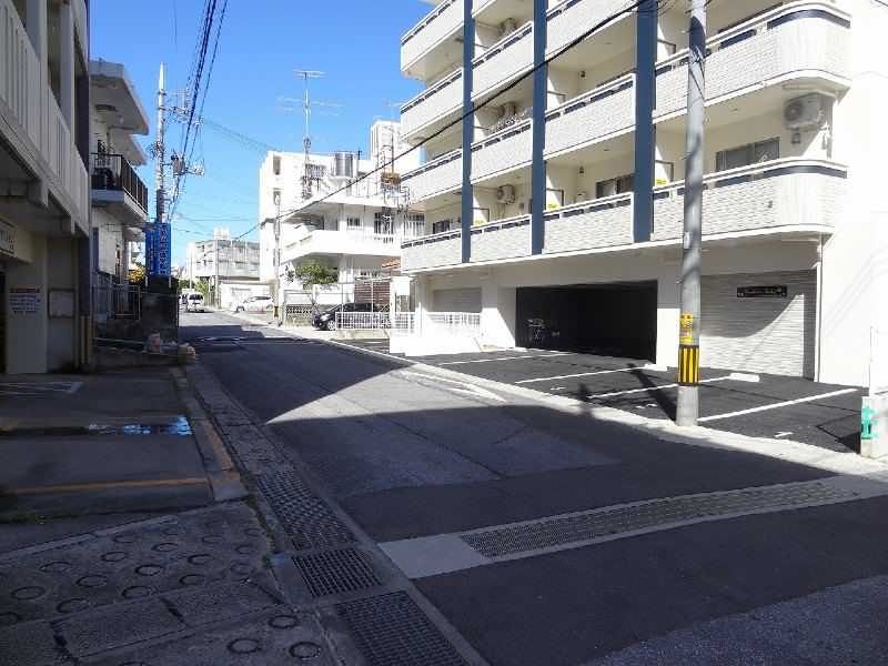 1LDK Apartment for Rent in Urasoe City, Okinawa - Thumbnail 3