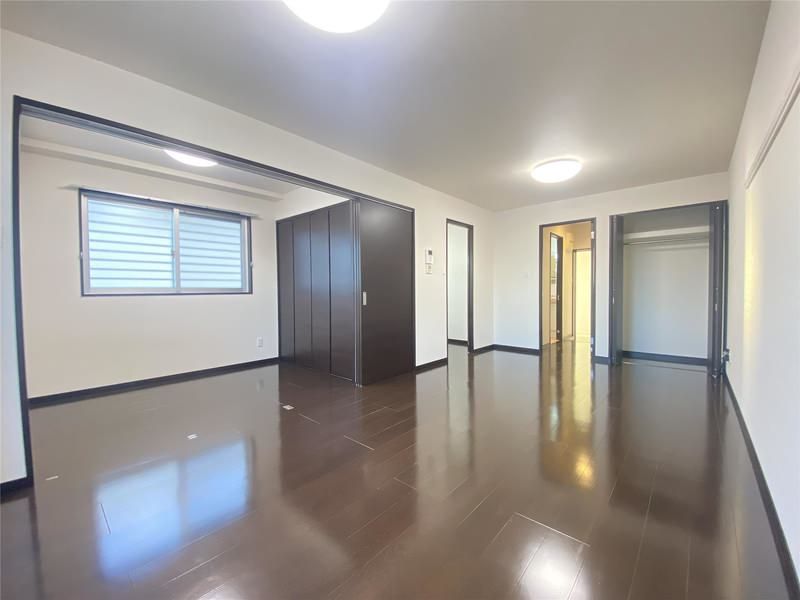 Carol Garden 1LDK Apartment for Rent in Uruma City, Okinawa - Thumbnail 4