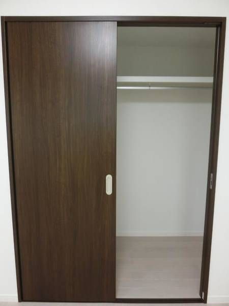 1LDK Apartment for Rent in Tomigusuku, Okinawa - Thumbnail 4