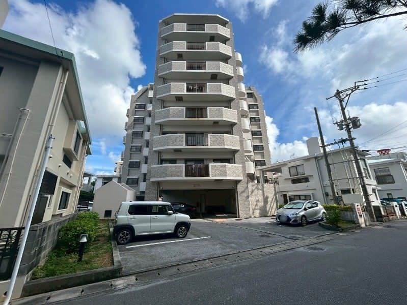 3LDK Apartment for Sale in Ginowan, Okinawa - Lions Mansion Mashiki 4 - Thumbnail 2