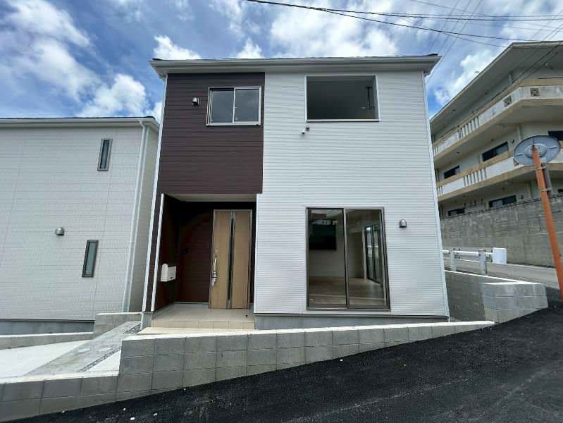 New 4LDK house with roof balcony in Nanjo City - Thumbnail 3