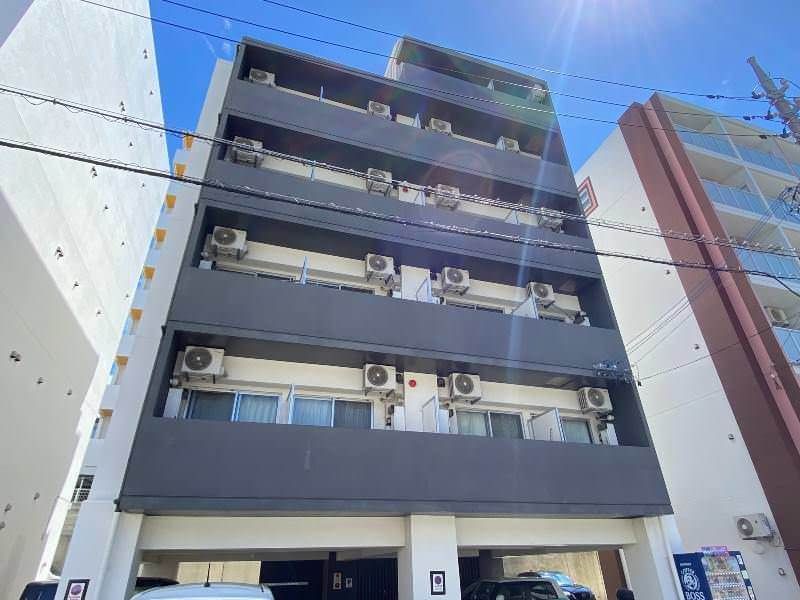 Ease Court Makabi 601: 1R Apartment for Rent in Naha, Okinawa - Thumbnail 2