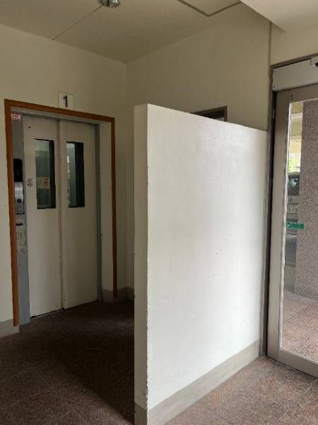 2LDK Apartment for Rent in Ginowan, Okinawa with Elevator - Thumbnail 2