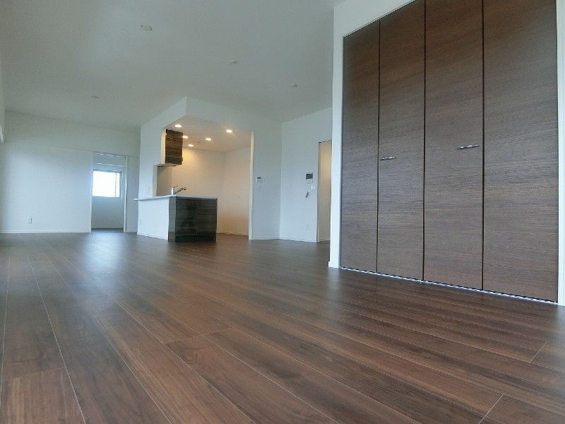 3LDK Condo in Naha's Mekaru | Le Grandi Mekaru New Urban Center II - Thumbnail 2
