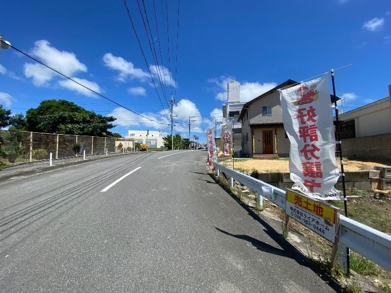 Land for Sale in Yaeze, Okinawa - 570 sqm Plot with Build Permission - Thumbnail 2