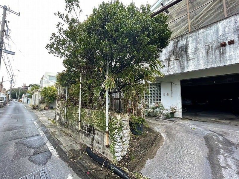 8LDK Reinforced Concrete Duplex House for Sale in Naha, Okinawa - Thumbnail 4
