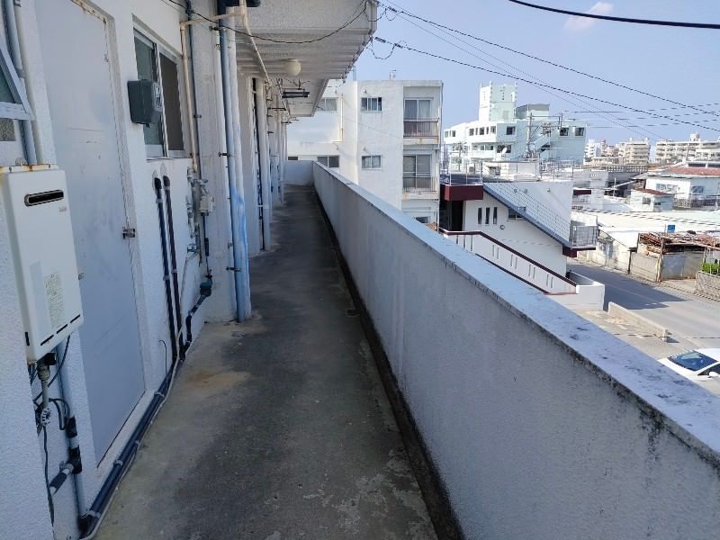 1R Apartment for Rent in Ginowan, Okinawa - 14 sqm - Thumbnail 3