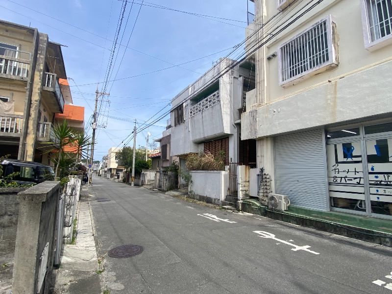4LDK Reinforced Concrete House for Sale in Uruma, Okinawa - Thumbnail 3