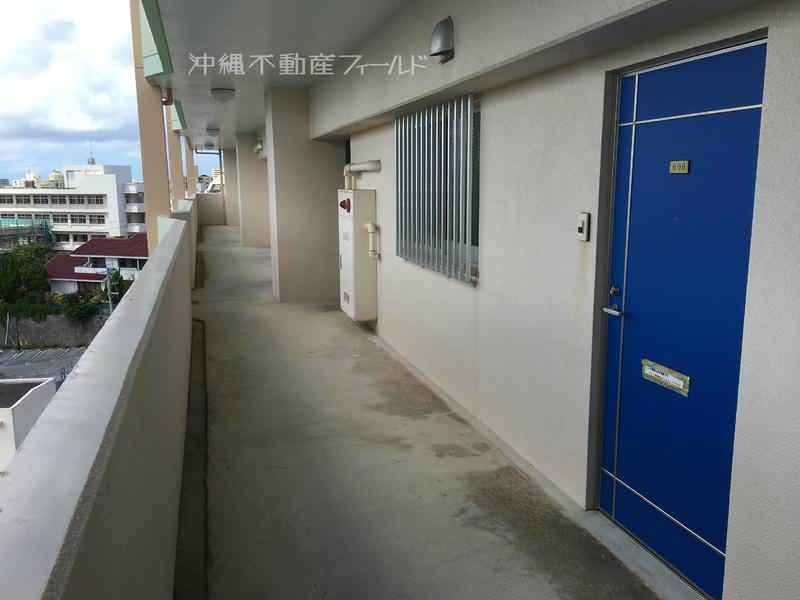 2DK Apartment for Rent in Urasoe, Okinawa - 70,000 JPY - Thumbnail 2