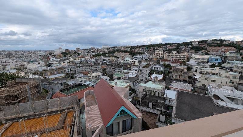 4-Storey House with Rental Units for Sale in Naha, Okinawa - Thumbnail 2