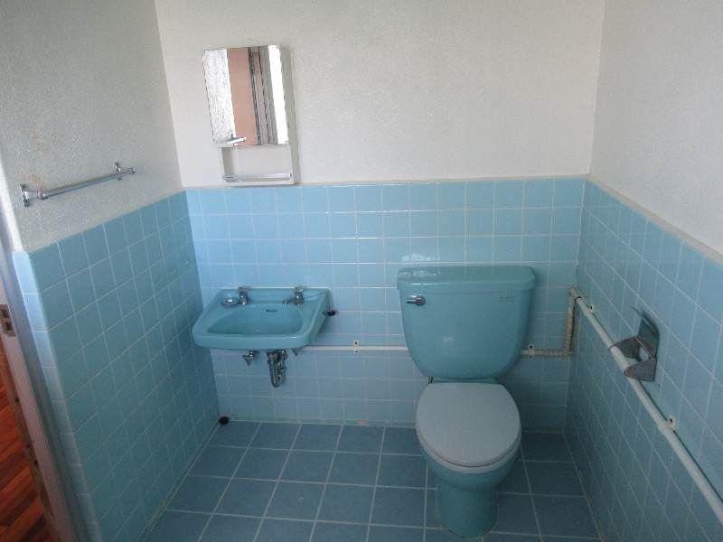 2DK Apartment for Rent in Urasoe, Okinawa with Free Parking - Thumbnail 4