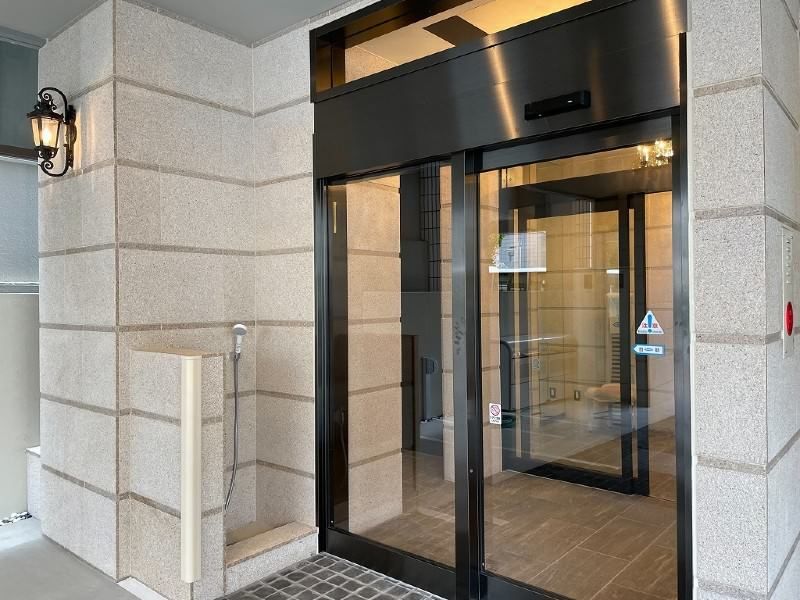 Modern 1LDK Apartment for Rent in Naha City Center, Okinawa - Thumbnail 2