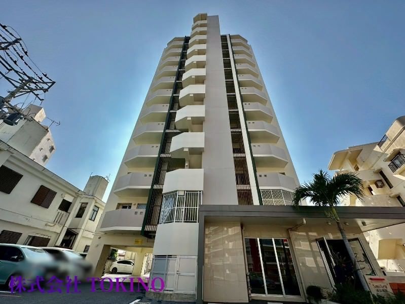 Ocean View 3LDK Apartment for Sale in Urasoe, Okinawa - Thumbnail 2