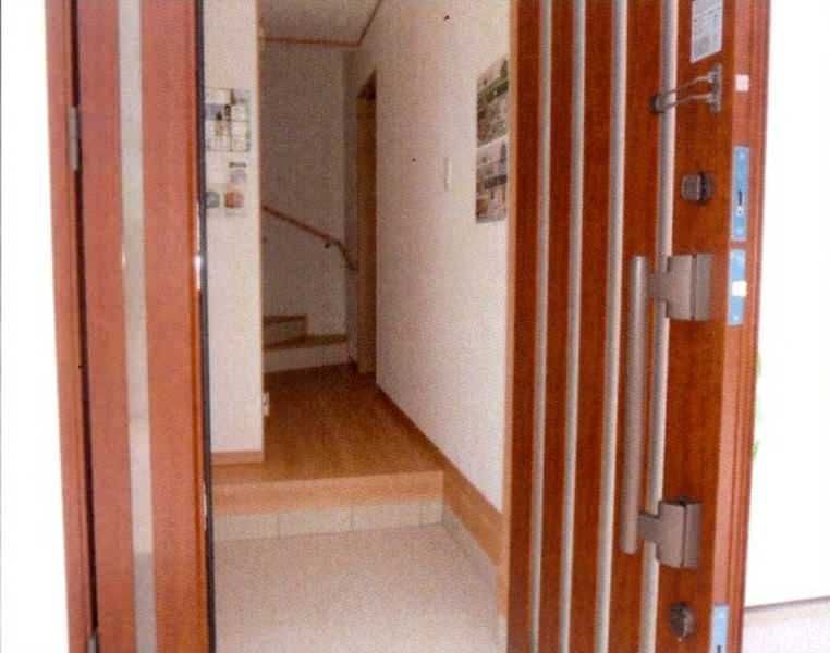 4LDK Detached House for Sale in Noborikawa, Okinawa City - Thumbnail 2