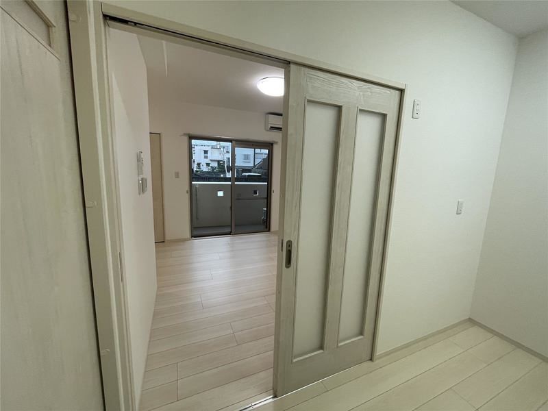 MOANA 1K Apartment for Rent in Tomigusuku, Okinawa - Thumbnail 3