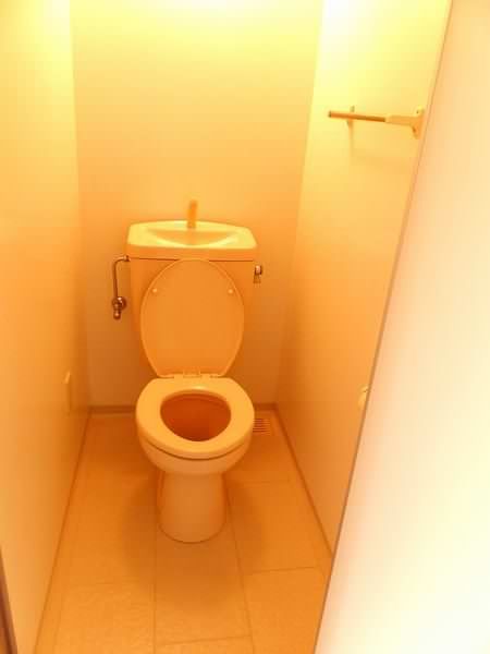 1R Apartment for Rent in Ginowan, Okinawa - 40,000 JPY - Thumbnail 4