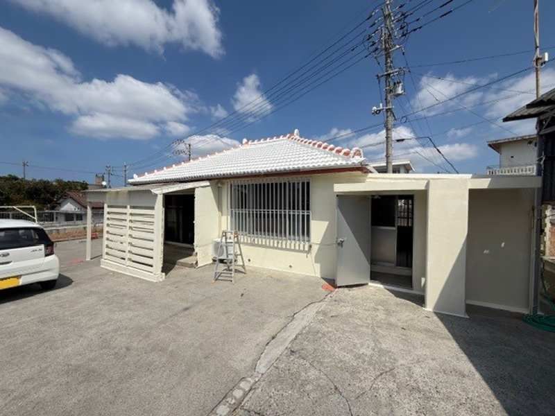 4DK Detached House for Rent in Shimabukuro, Nakagusuku, Okinawa - Thumbnail 3