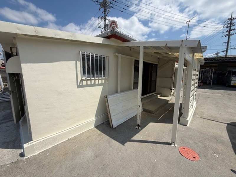 4DK Detached House for Rent in Shimabukuro, Nakagusuku, Okinawa - Thumbnail 4