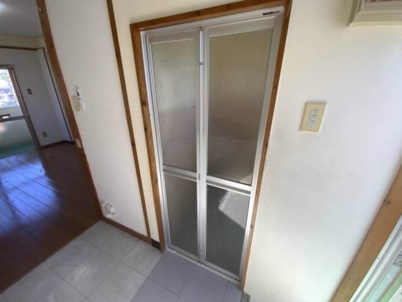 1R Apartment for Rent in Ginowan City, Okinawa - Thumbnail 3